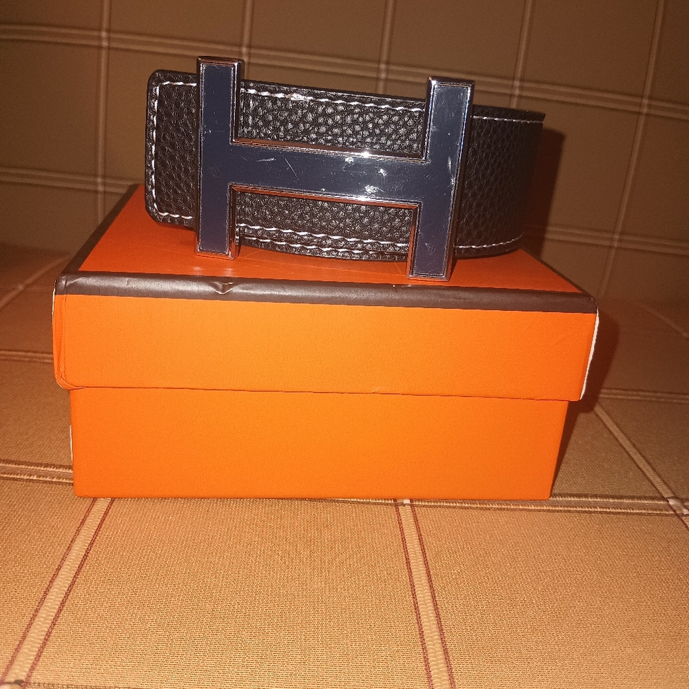 Unisex Stylish Black Belt 44/46"